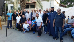 أهالي العراقيب يؤازرون أهالي دهمش باول ايام العيد